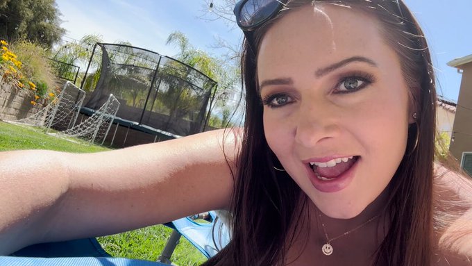 💚💚💚HAPPY 4-20!!! NEW SCENE OUT NOW ON https://t.co/7oGT2rukle and https://t.co/BBwuwXreyJ 💚💚💚 https://t<a href="/tag/mvsales"class="tags"><span>&#35;mvsales</span></a>