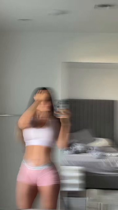 🥰 https://t.co/3gYl8J3mbA