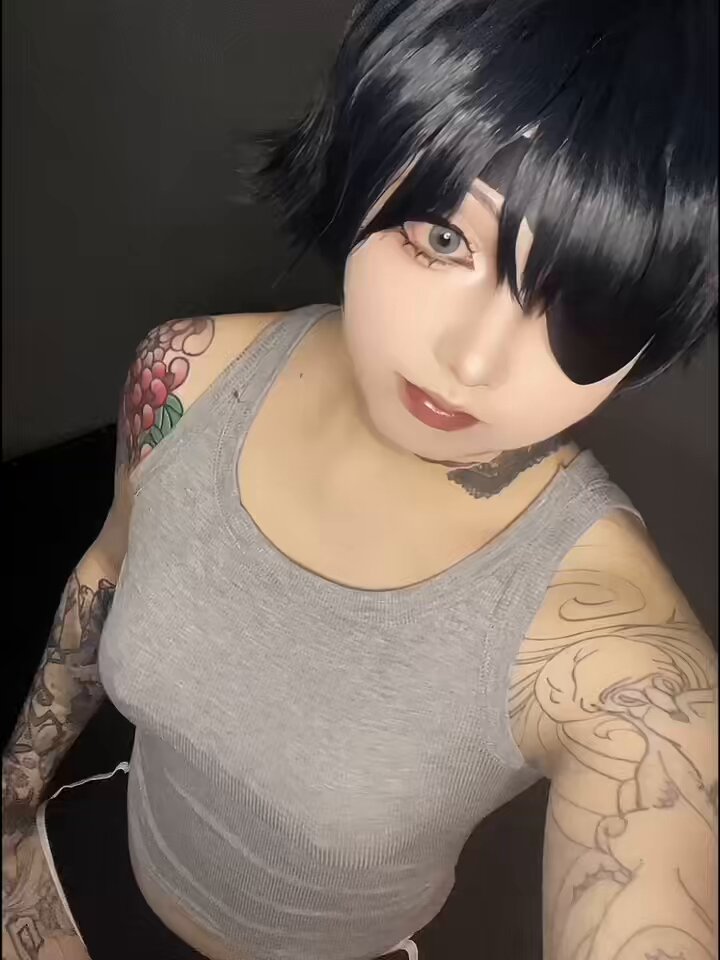 Video oleh @tatuziddderm