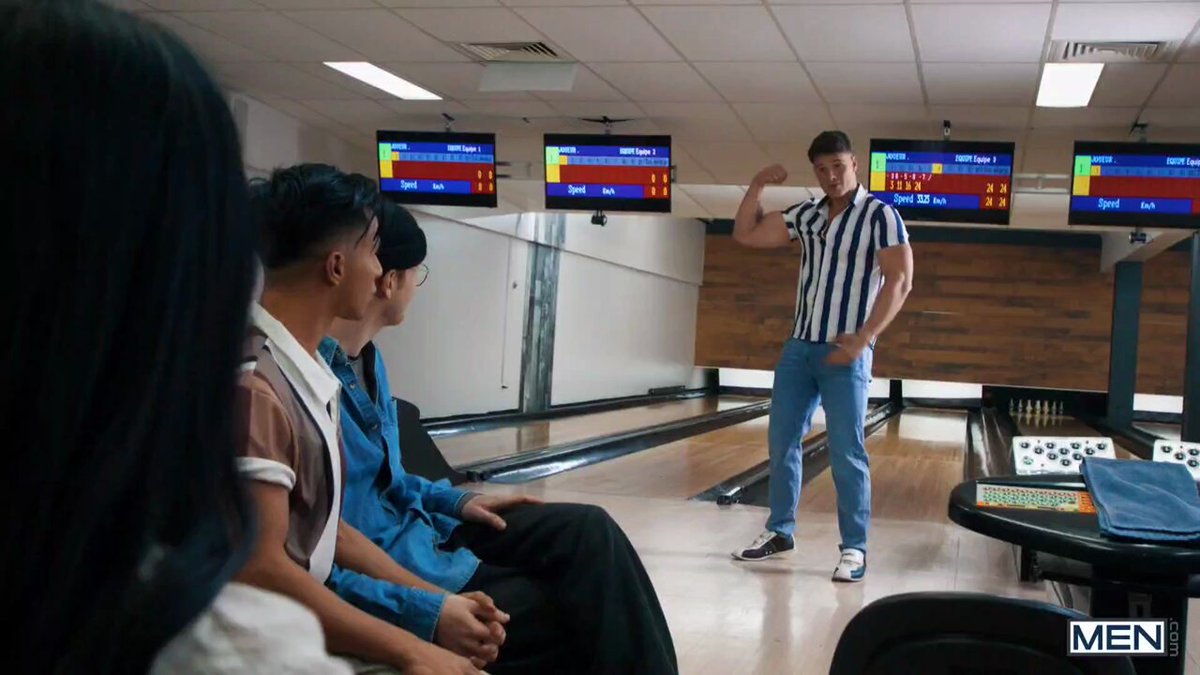 Bowling Alley Fuckdown? @Men @Malik_Delgaty & @BadEng20240419020556