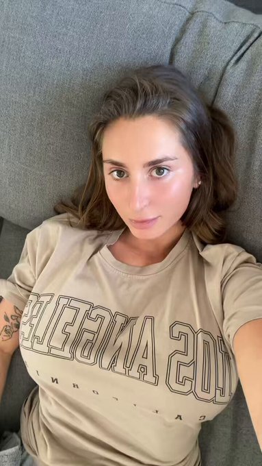 say hi rn or blocked 💕 https://t.co/KKWtm7TCPL