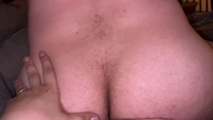 Birthday cummies~🥴 https://t.co/MRJZpkyHEf<a href="/tag/furrydelphia2023"class="tags"><span>#furrydelphia2023</span></a>