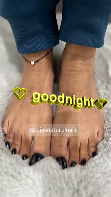 Night!!   Enjoy the sock marks 😁 https://t.co/Ubd3sr5odB