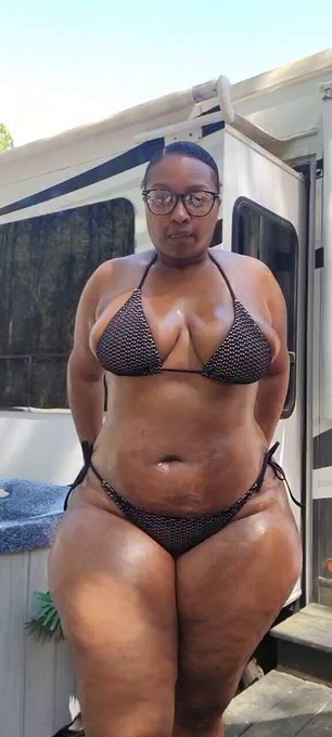 Hey there 😝😝😝 https://t.co/bFQZHdYeNf