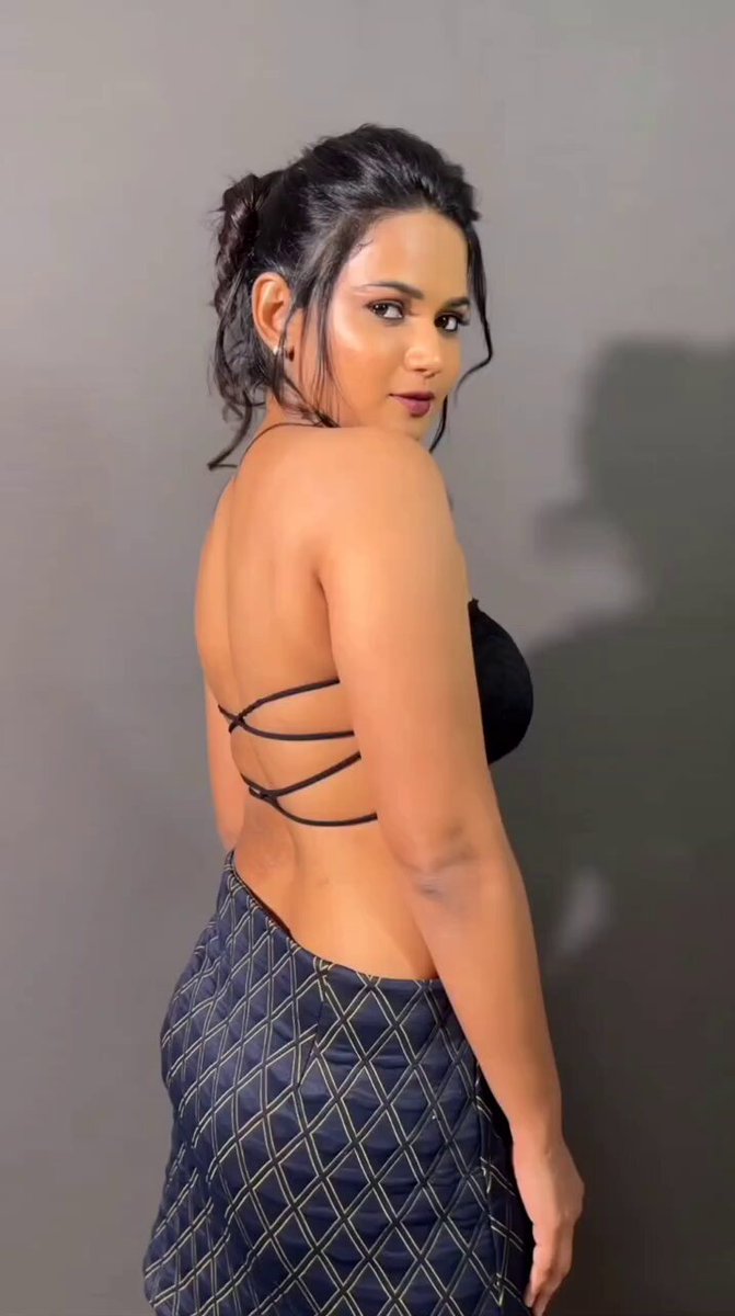 _895tynToAq2m_zt?format=jpg&name=medium