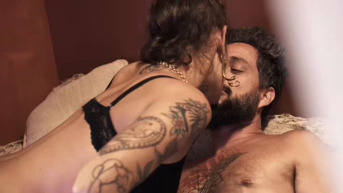 vem ver onde terminaram esses beijinhos&hellip; ❤️&zwj;🔥 que foda, gente&hellip; que foda&hellip;  TELEGRAM: https://t.co/3kXQOFYSvN<a href="/tag/sex"class="tags"><span>#sex</span></a><a href="/tag/porn"class="tags"><span>#porn</span></a><a href="/tag/sexyhot"class="tags"><span>#sexyhot</span></a><a href="/tag/pornobr"class="tags"><span>#pornobr</span></a>