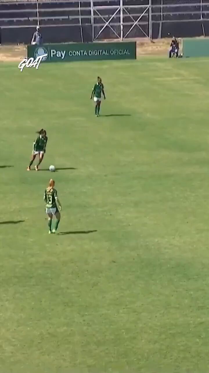 É a artilheira da minha disputa, não tem jeito! Amanda Gutierres marcou o segundo dela e o terceiro do @Palmeiras_FEM no jogo! 📹 @CanalGOATBR