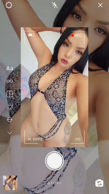 Uffff https://t.co/qgslqzo2qG  
Te espero con chorros de placer bebé ? https://t.co/9RWAuh9eY4