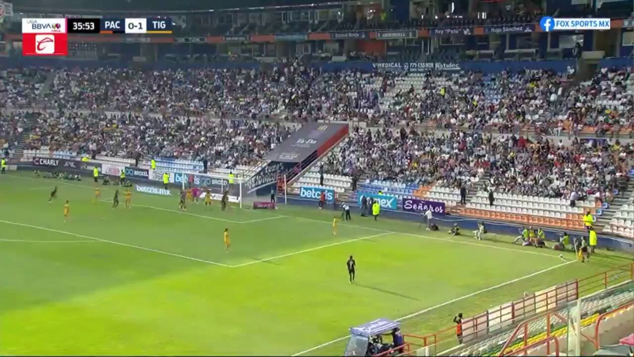 GOL de @TuzosFemenil = @CharlynCorral 🔝😎
