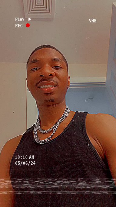 The face.              The Dingalang https://t.co/pxu2dn7XYP<a href="/tag/newprofilepic"class="tags"><span>#newprofilepic</span></a>