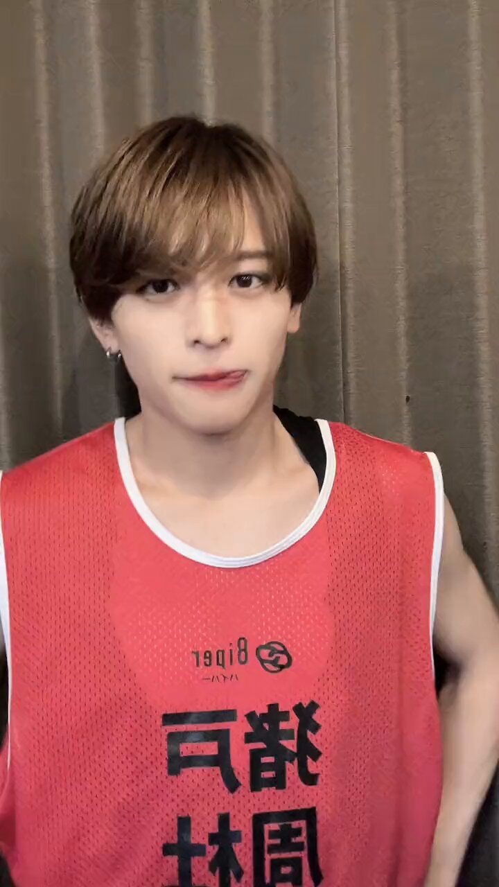 猪俣周杜(猪戸周杜) 生写真 ◾︎ ︎ ︎ . 5人組メンズグループ 【8iper(ハイパー)】始動