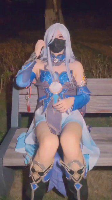 ❤️新作上线❤️完整版30软私信❤️ 坐在路边一直被路过的按喇叭吹口哨qwq，直接抬起腿吉吉朝着马路旁若无人的冲，刚刚才用按摩器弄了一发，现在又在强烈刺激下强行高潮射精，真是太爽了qwq #伪娘 #女装子<a href="/tag/%E4%BC%AA%E5%A8%98"class="tags">#伪娘</a><a href="/tag/cosplay"class="tags"><span>#cosplay</span></a><a href="/tag/crossdress"class="tags"><span>#crossdress</span></a><a href="/tag/%E9%9C%B2%E5%87%BA"class="tags"><span>#露出</span></a><a href="/tag/%E5%A5%B3%E8%A3%85%E5%AD%90"class="tags"><span>#女装子</span></a><a href="/tag/%E7%94%B7%E5%A8%98"class="tags"><span>#男娘</span></a>