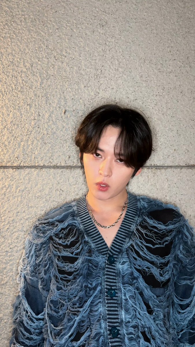 @Stray_Kids's video Tweet @Stray_Kids's video Tweet