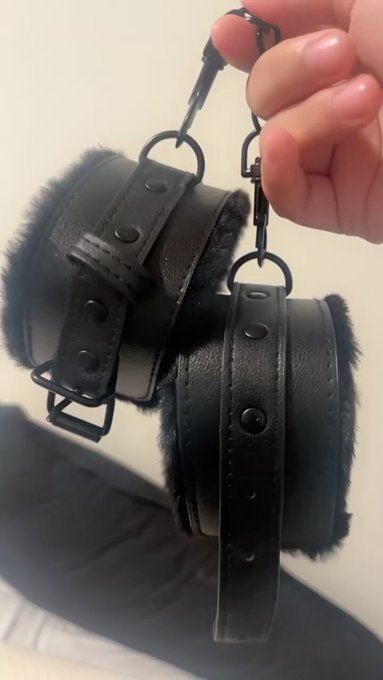 Who wants to see me get fucked while handcuffed 😩 https://t.co/nZRbCn8sk0<a href="/tag/ebony"class="tags"><span>#ebony</span></a><a href="/tag/latina"class="tags"><span>#latina</span></a><a href="/tag/bbw"class="tags"><span>#bbw</span></a><a href="/tag/mixed"class="tags"><span>#mixed</span></a><a href="/tag/onlyfans"class="tags"><span>#onlyfans</span></a><a href="/tag/bbwbeauty"class="tags"><span>#bbwbeauty</span></a>