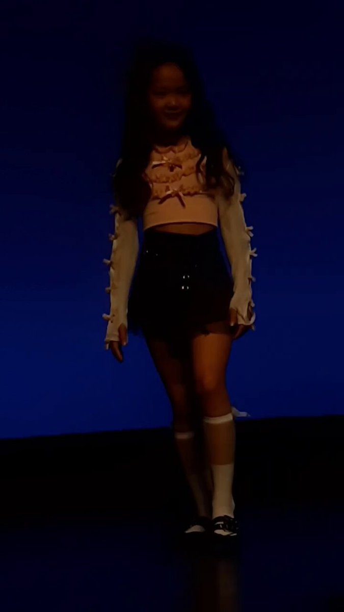 Video oleh @wxKIKVDBxA85623