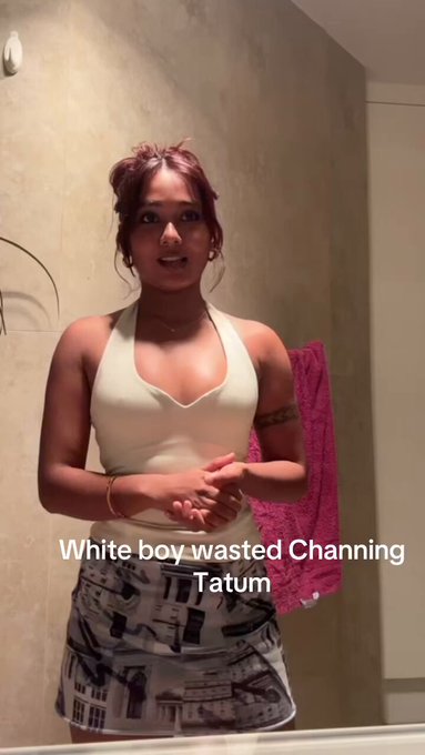 Love this song #desi #petite https://t.co/HZ2ldh4W7K<a href="/tag/desi"class="tags">#desi</a><a href="/tag/petite"class="tags">#petite</a>