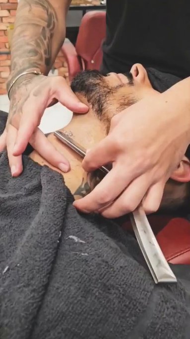 Começando o dia... Lembrando que o atendimento a domicílio é diferenciado 😈 Agenda e conteúdo disponível