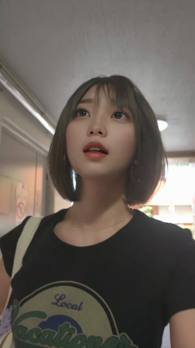 Video oleh @yururina_