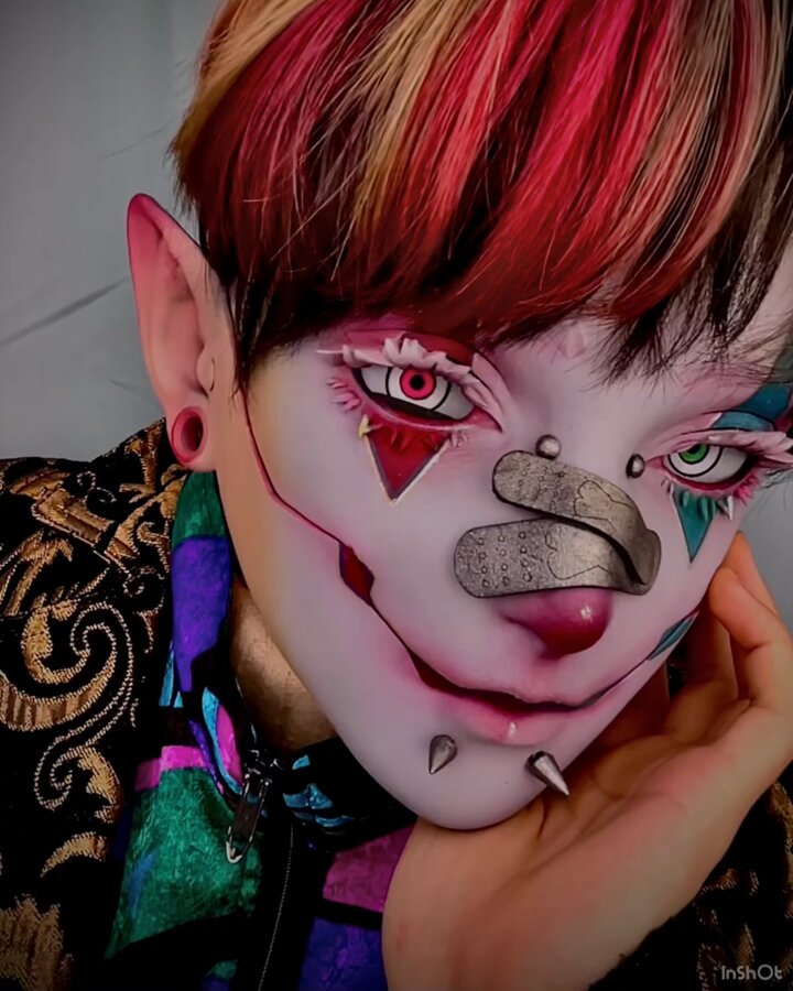 驚きの顔 左利き on X: 