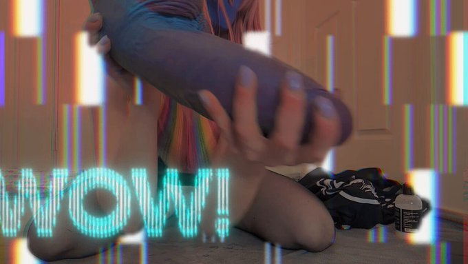Thanks for all the editing advice, I'm going to make my videos like this now ? https://t.co/2UEXOxiO