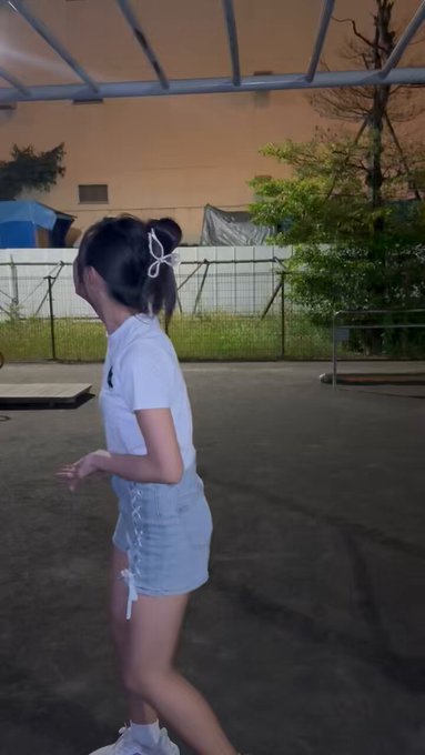 唯花(ゆいな)のTwitter動画1