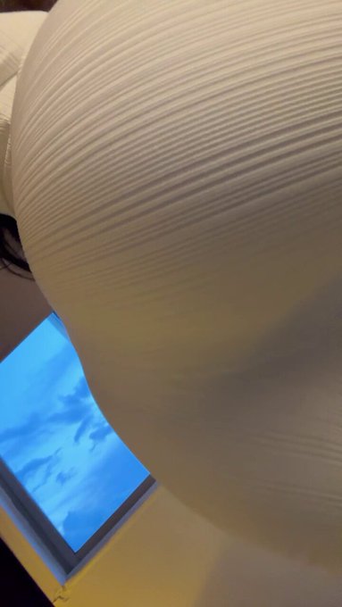 Perfect booty! #femdom https://t.co/IXzzKQX9Yx<a href="/tag/femdom"class="tags">#femdom</a>