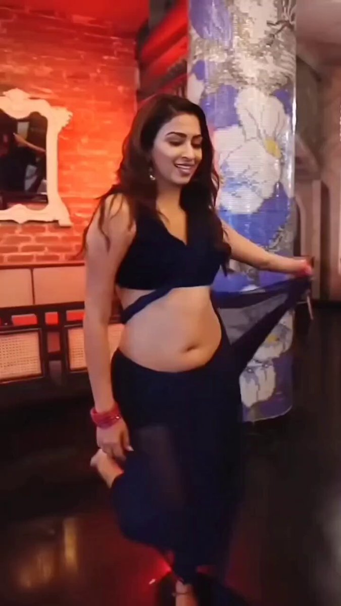 Mi54KgF3ZPIcvBG1?format=jpg&name=medium