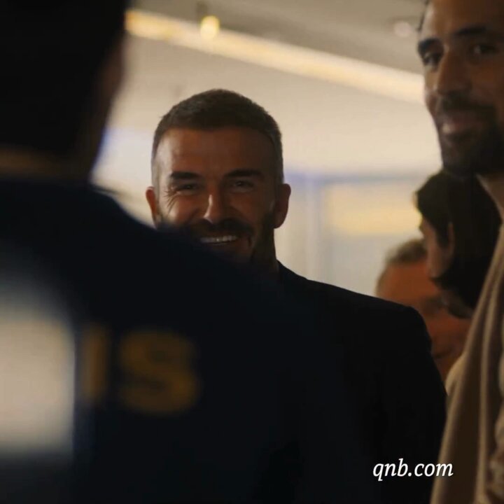 그 전날에 베컴 다큐 보고 잤는데 다음날 출근했더니 베컴이 캠퍼스에 있었단 얘기를 아주 좋아한다Translate post