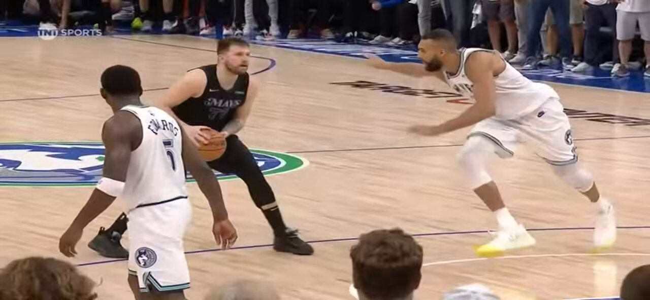 [花邊] 77:媽媽法克 你他X不可能守住我