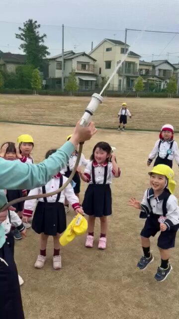 【Hiro】光泉カトリック幼稚園　制服上着のみ slide_file.jpg