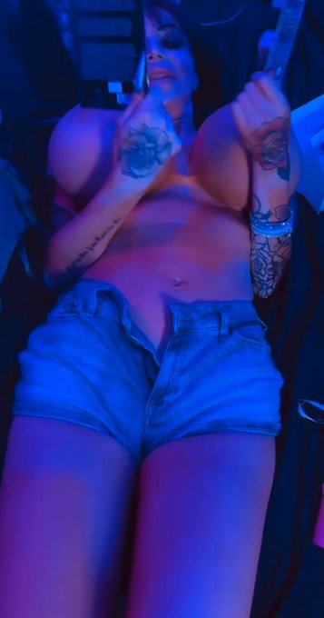 Details of the hottest game night going on live this evening!!!!!!! https://t.co/0K97EdAyJH<a href="/tag/busty"class="tags"><span>#busty</span></a><a href="/tag/bimbofication"class="tags"><span>#bimbofication</span></a><a href="/tag/maturemilf"class="tags"><span>#maturemilf</span></a><a href="/tag/daniellede"class="tags"><span>#daniellede</span></a>