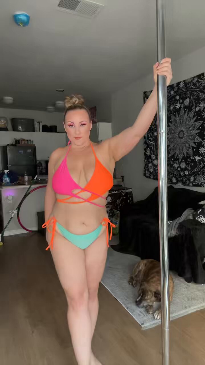 @missmiranda69s video Tweet