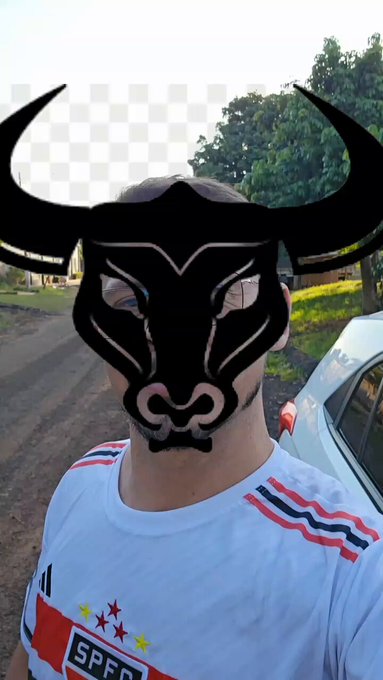 Eu e meu corninho atr&aacute;s de um comedor pauzudo 😋  Algum dispon&iacute;vel pra me comer? https://t.co/htCdXQk