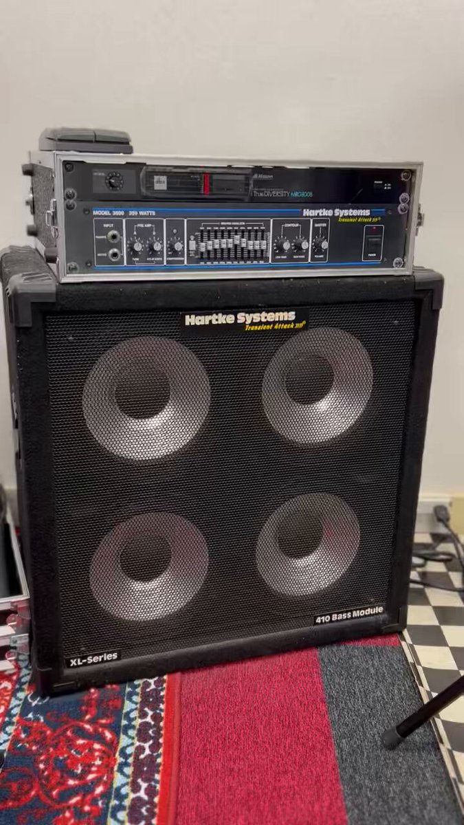 Hartke 210 Module XL-Series ベース用アンプ
