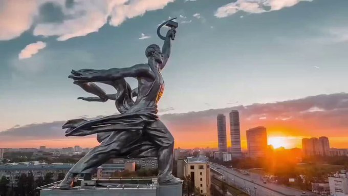 Hoy Es el dia de RUSIA!
#russiaDay #Russia https://t.co/zD0unfwQ1u