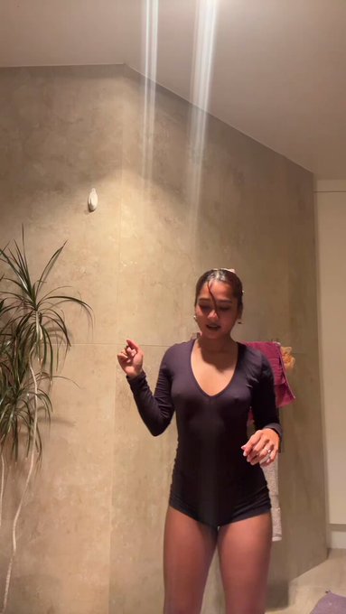 Message me if you want to me be my paypig 😜#desi #petite https://t.co/eQsGFhBIaJ<a href="/tag/desi"class="tags">#desi</a><a href="/tag/petite"class="tags"><span>#petite</span></a>