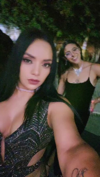 Es hoy mis amores nos vemos en LUXOR MENS CLUB show Xxxtremo con mi hermosa amiga @Kristaoficial  no
