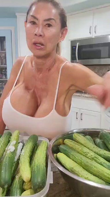 What I do with melon and cucumber. https://t.co/NN5u1NnuYB