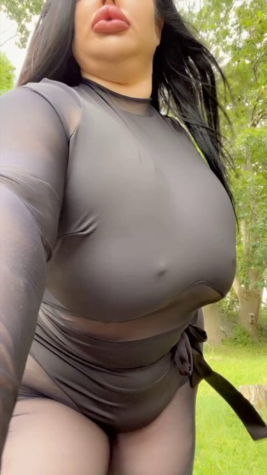 I'm online right now Baby... 🥵👇https://t.co/dQs4fGrxiH https://t.co/JmsItQK2Aq