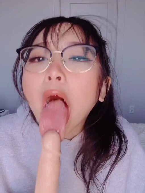 VID SOLD! Spit and Deep Blowjob 🔥 Check it out! https://t.co/nbSbPhkKnd #MVSales @manyvids https://t<a href="/tag/mvsales"class="tags"><span>&#35;mvsales</span></a>