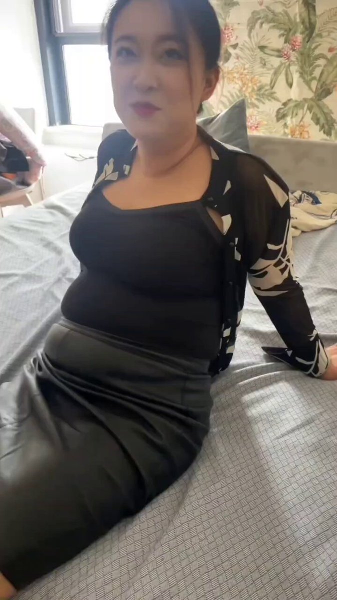 骚老婆  / X