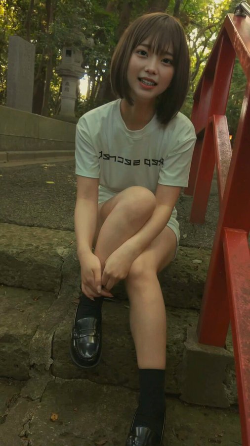ふぁんくらぶの写真集は今日の23:59に終了なので、まだの方はよかったら見てみてください｜裏垢女子 りいなさん（@yururina_）