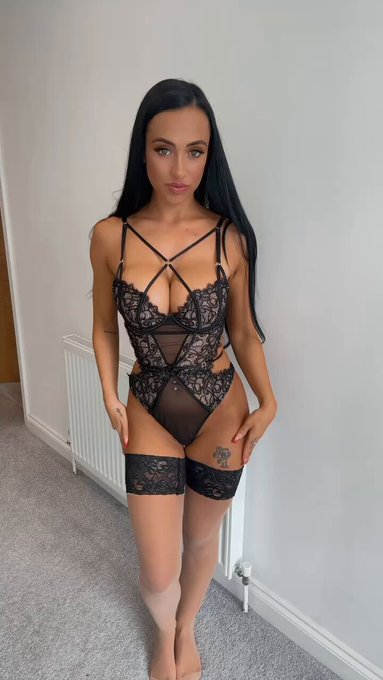 With or without the stockings? 🖤 https://t.co/wZx36j1IYz