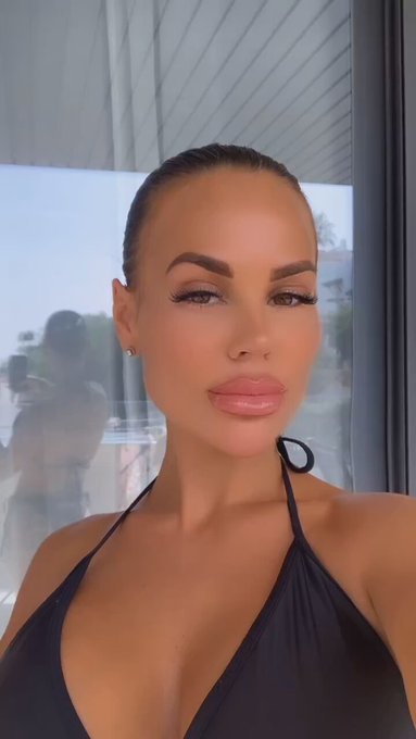 So what&rsquo;s a girl got to do to find a proper man these days?   Click the link and message me if you&rsquo;re