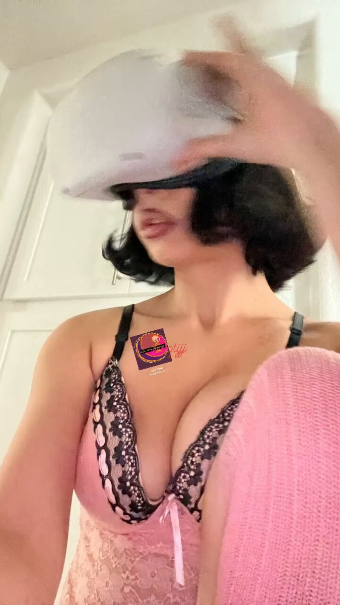 مودل روز سكس