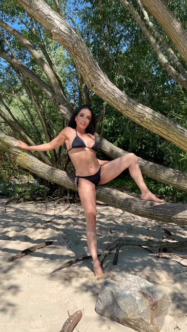 Summer feeling ☀️🥰 https://t.co/AJXelDiEas<a href="/tag/summer"class="tags"><span>#summer</span></a><a href="/tag/free"class="tags"><span>#free</span></a><a href="/tag/clothes"class="tags"><span>#clothes</span></a><a href="/tag/feel"class="tags"><span>#feel</span></a><a href="/tag/supposed"class="tags"><span>#supposed</span></a>