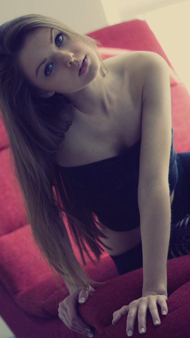 Catch flights, not feelings https://t.co/rwVfIa9wau