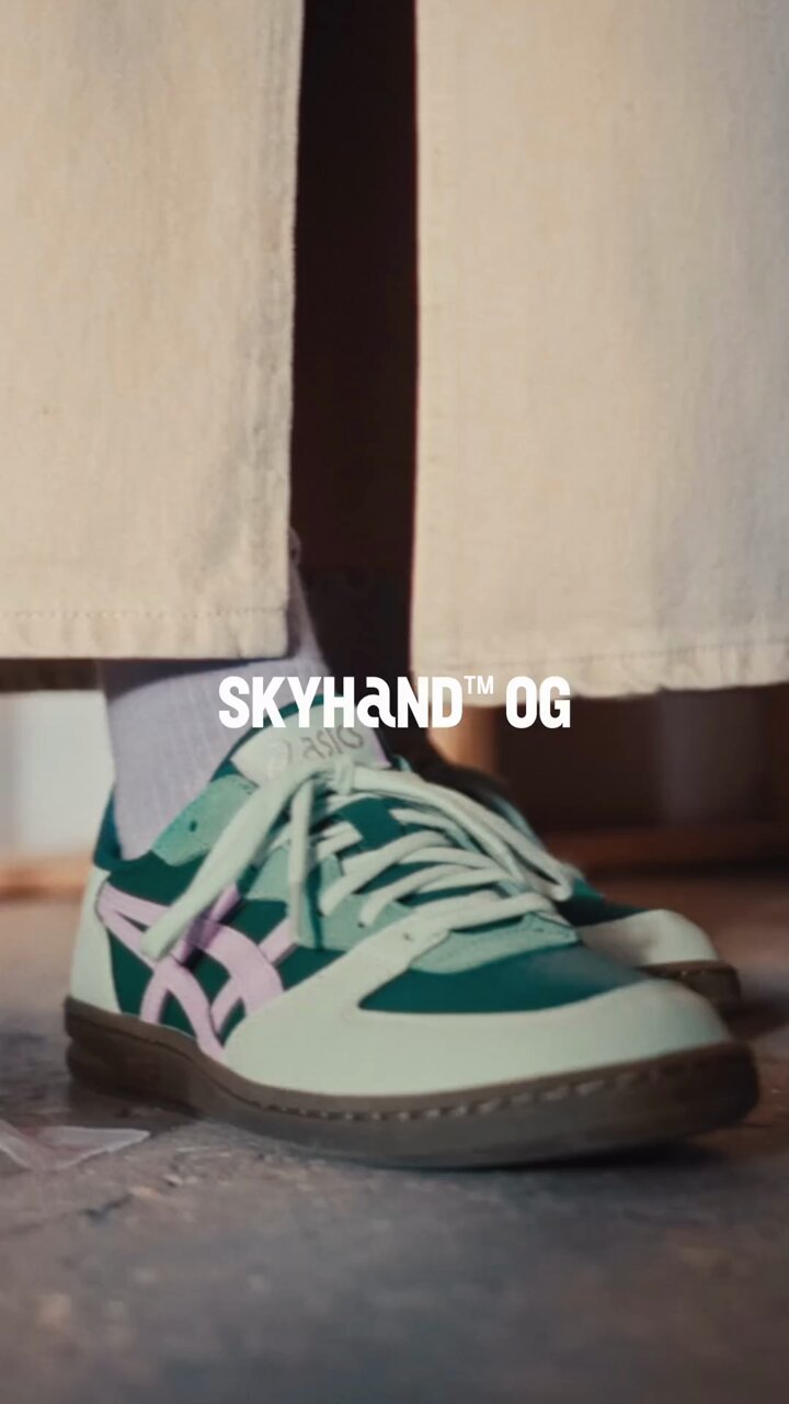 国内配送 asics SKYHAND OG DARK NEPTUNE/VIOLET LIGHT SKYHAND OG | Unisex | Dark Neptune/Violet Light | Unisex