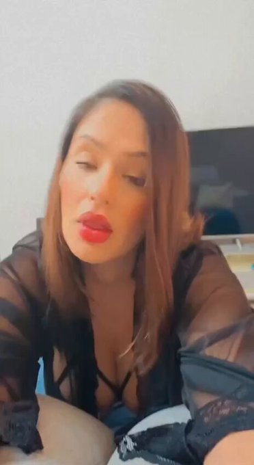 Bom dia! Hoje comecei o dia desse jeito  #bbtvi #mulheres #mujer #LISAxROCKSTAR #love #kelsecrets #miakhalifaِ<a href="/tag/bbtvi"class="tags">#bbtvi</a><a href="/tag/love"class="tags"><span>#love</span></a><a href="/tag/mujer"class="tags"><span>#mujer</span></a><a href="/tag/bitcoin"class="tags"><span>#bitcoin</span></a><a href="/tag/mulheres"class="tags"><span>#mulheres</span></a><a href="/tag/miakhalifa%D9%90"class="tags"><span>#miakhalifaِ</span></a><a href="/tag/kelsecrets"class="tags"><span>#kelsecrets</span></a>