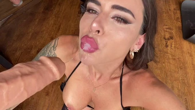 VID SOLD! cowgirl sucks and fucks 🔥 Check it out! https://t.co/cUj1GAzGa2 #MVSales @manyvids https://t<a href="/tag/mvsales"class="tags"><span>#mvsales</span></a>